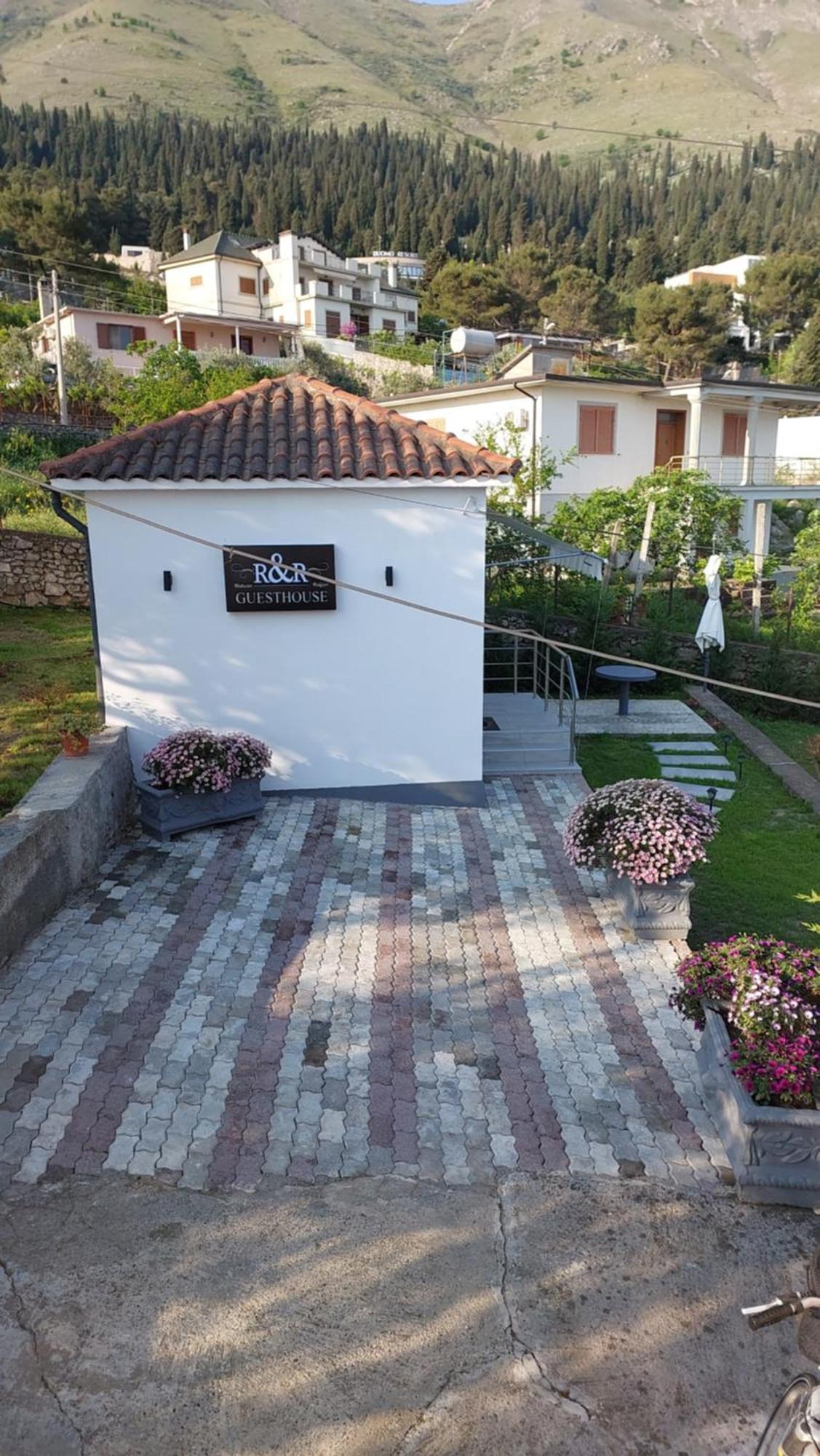 R&R Gesthouse 호텔 Široka 외부 사진