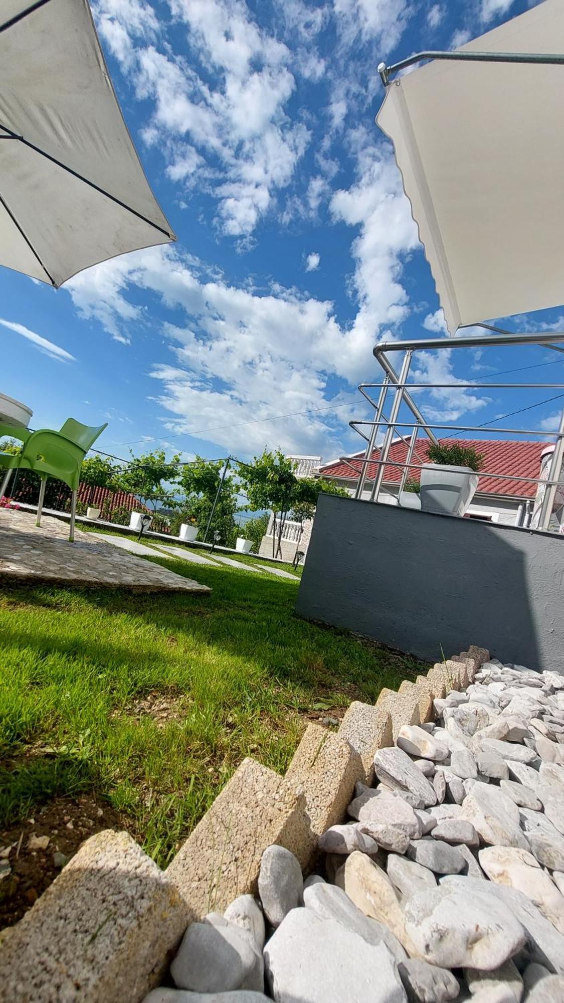 R&R Gesthouse 호텔 Široka 외부 사진
