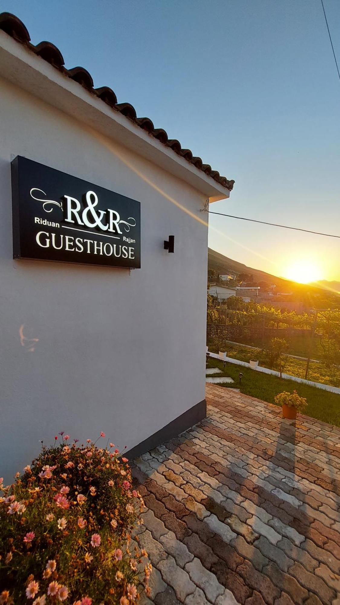 R&R Gesthouse 호텔 Široka 외부 사진